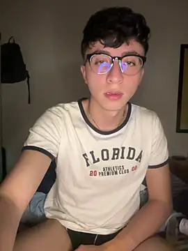 CamiRojas_boy ওয়েবক্যাম শো