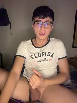 CamiRojas_boy's Webcam Show