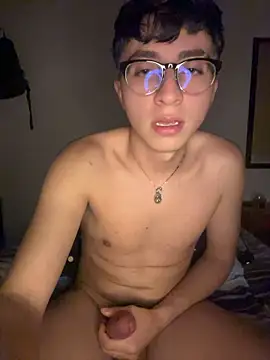 הופעת וובקאם של CamiRojas_boy