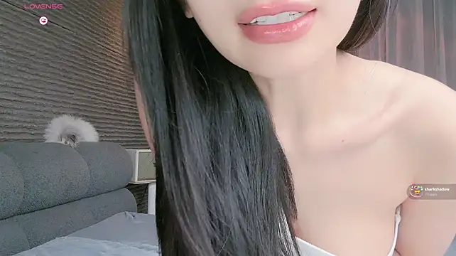 bejeni-sweet Adlı Modelin Canlı XXX Sohbeti