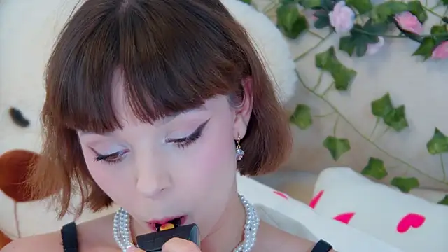ElisabethDavis 网络视讯表演