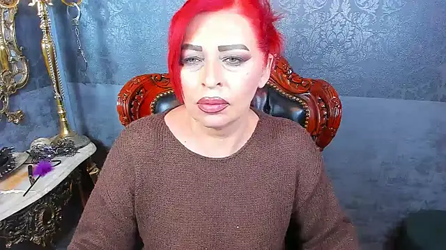 XXX chat uživo modela DonatellaRossy