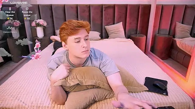 _YummyTony_ Show Webcam