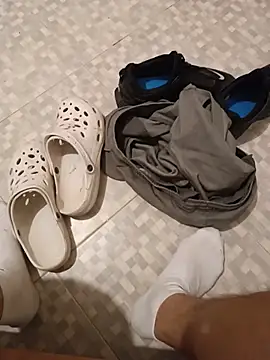 kenzzzz webkamerás műsora