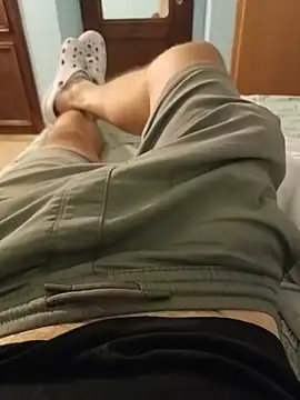 kenzzzz: διαδικτυακό σόου στην κάμερα