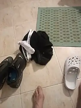 kenzzzz webkamerás műsora