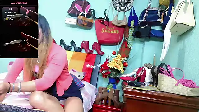 Xiaraa26 webcam show