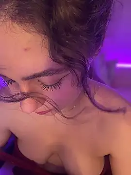 Chatroom XXX en direct de Your_insomniya