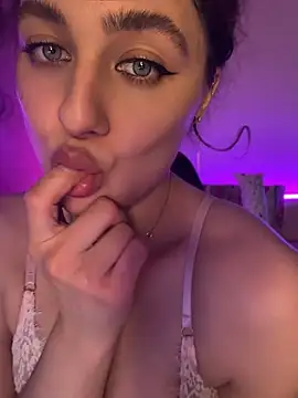 Your_insomniyan Live chat-huone