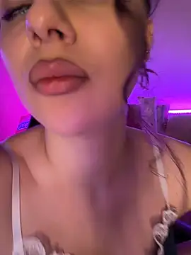 Chat XXX en directo de Your_insomniya