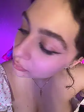 Your_insomniya – Live XXX-chat