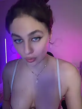 Chat +18 de Your_insomniya ao vivo