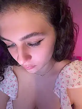 Your_insomniya's Live XXX Chat