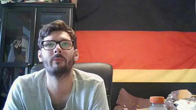 Die-geile-Sau Chat XXX in diretta