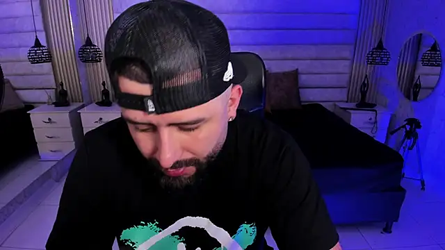 jhon_bear03's Live XXX Chat