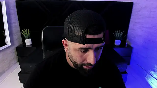 jhon_bear03 webkamerás műsora