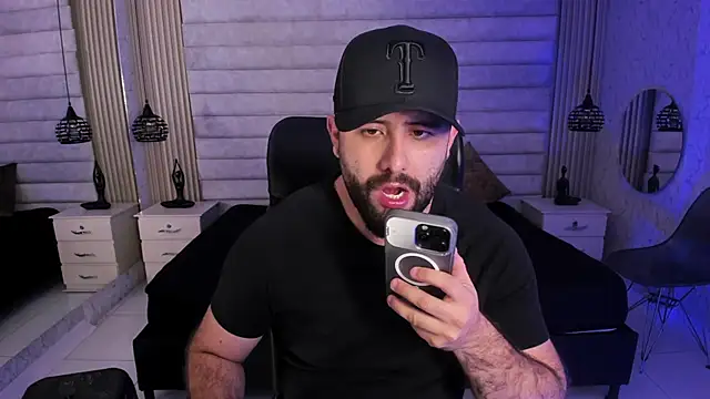 jhon_bear03 Adlı Modelin Web Kamerası Şovu