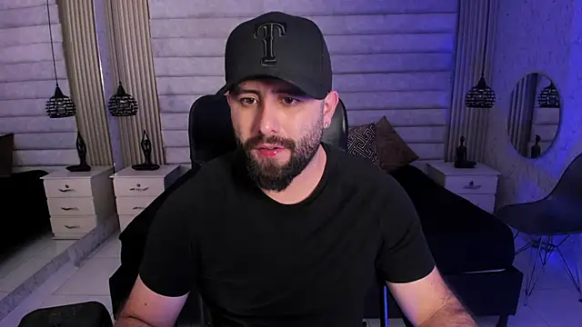 jhon_bear03 Show Webcam