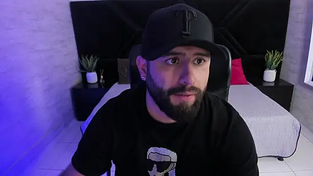 jhon_bear03 webcam show