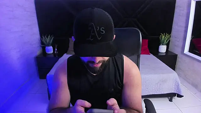 jhon_bear03 webcam show