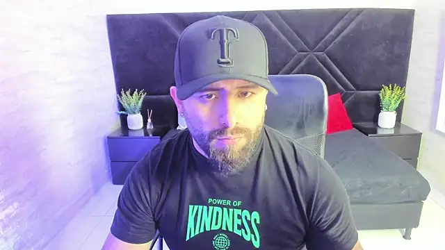 jhon_bear03 webkamerás műsora