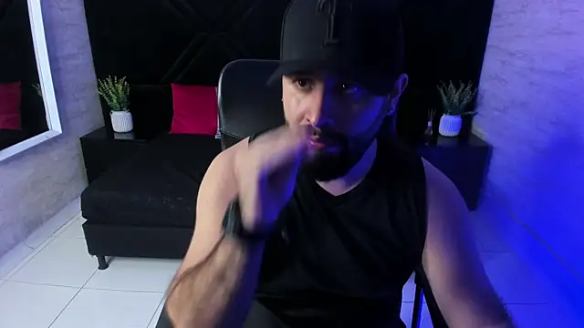 jhon_bear03 Adlı Modelin Web Kamerası Şovu