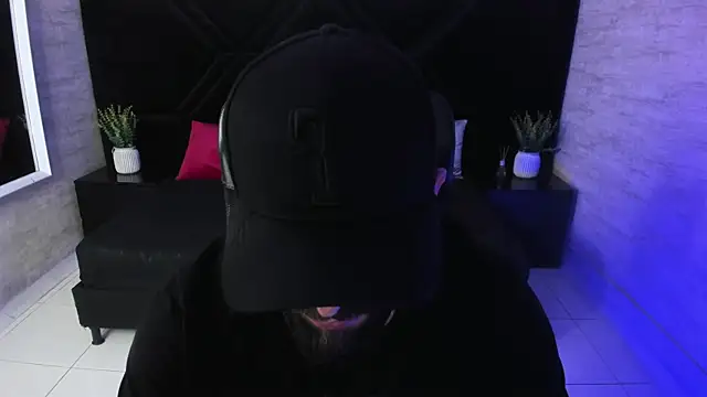 jhon_bear03's Live XXX Chat
