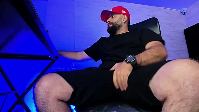 jhon_bear03 – webcam-show