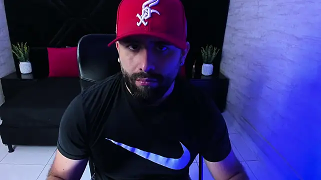 jhon_bear03's Webcam Show