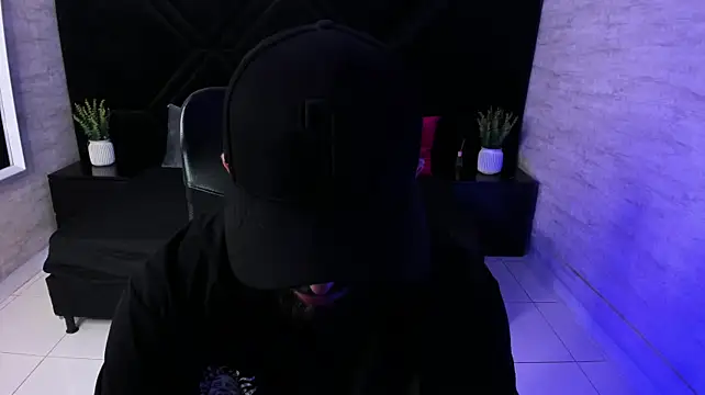 Pokazy przed kamerką – jhon_bear03
