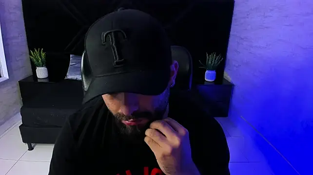 jhon_bear03n Webbikameraesitys