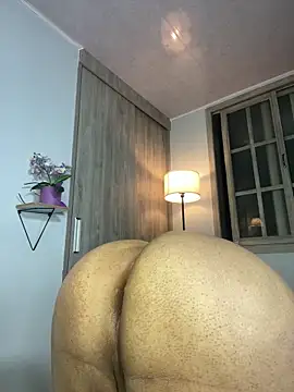 Vanesa_novvoa 网络视讯表演