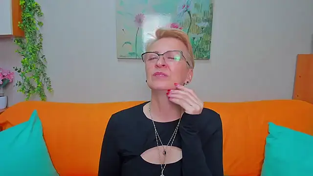 Živá chatovací místnost iamyourdream89