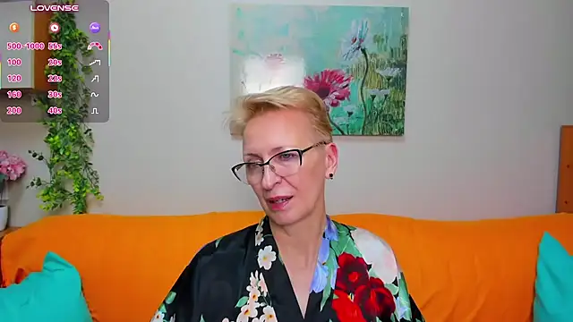 iamyourdream89's Live XXX Chat
