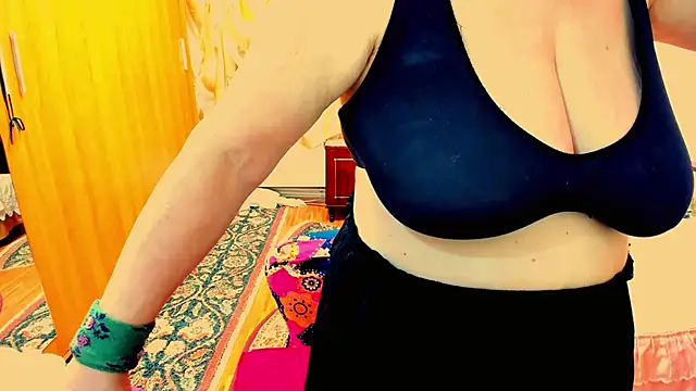 Angelahotxxx Chat XXX in diretta