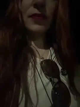 Chatroom XXX en direct de norahrosss