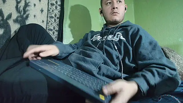 sweet_cock28 在線直播表演
