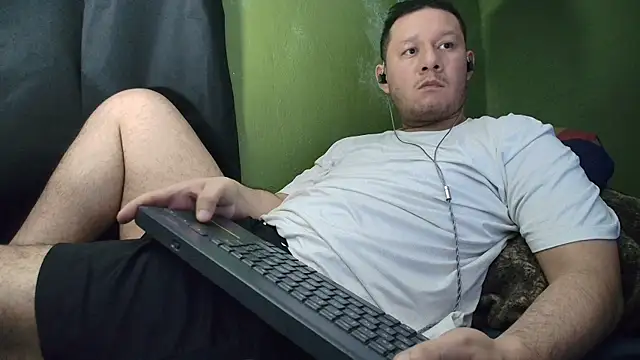 sweet_cock28: вебкам-шоу