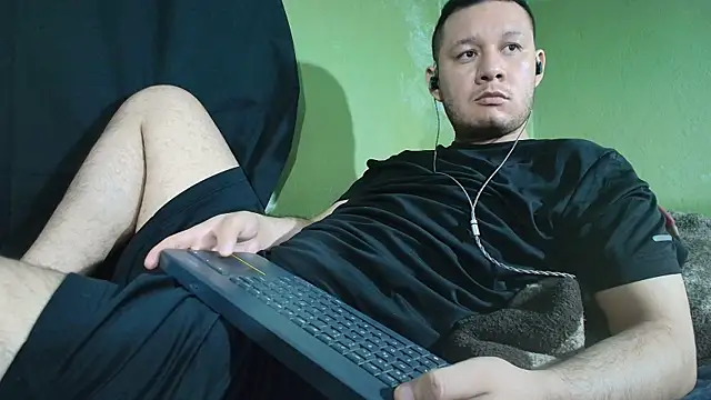 sweet_cock28 Show Webcam