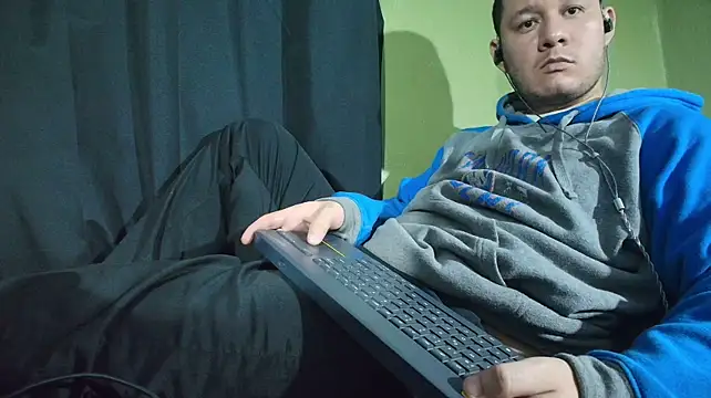 Show de sweet_cock28 na webcam