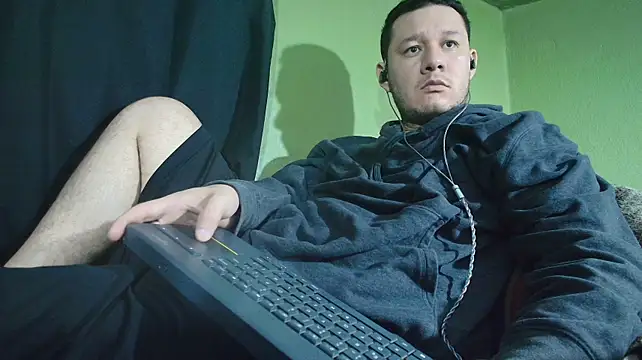 sweet_cock28 webcam show