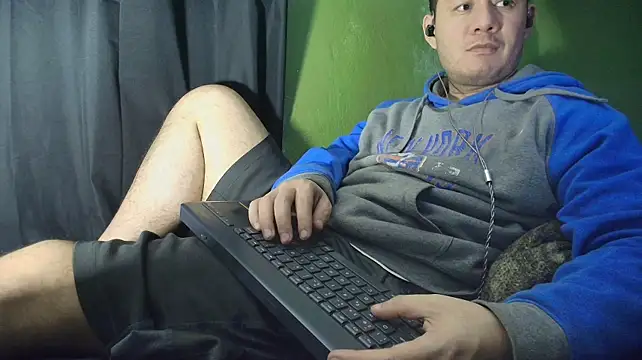 sweet_cock28: вебкам-шоу