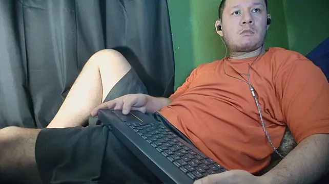 sweet_cock28's Webcam Show