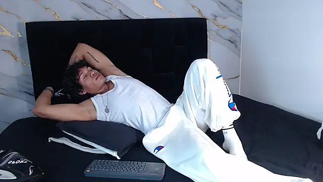 MaximilianRoth Шоу с уебкамера