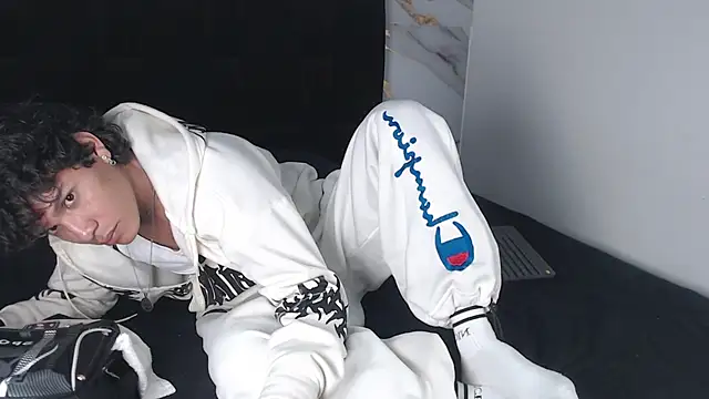 MaximilianRoth – webcam-show