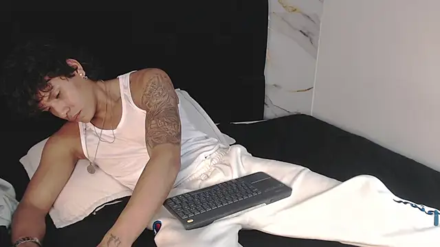 MaximilianRoth Webcamshow