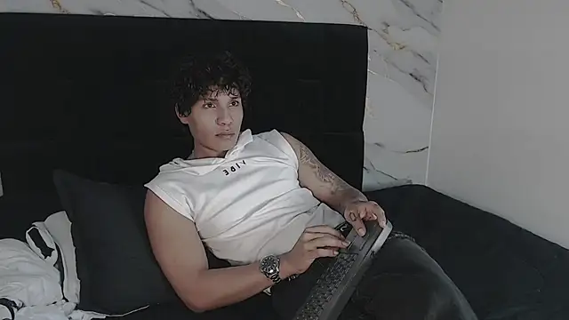 MaximilianRoth 웹캠 쇼
