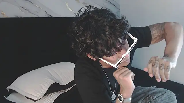 הופעת וובקאם של MaximilianRoth