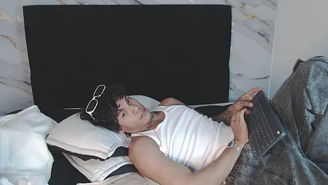 MaximilianRothn Webbikameraesitys