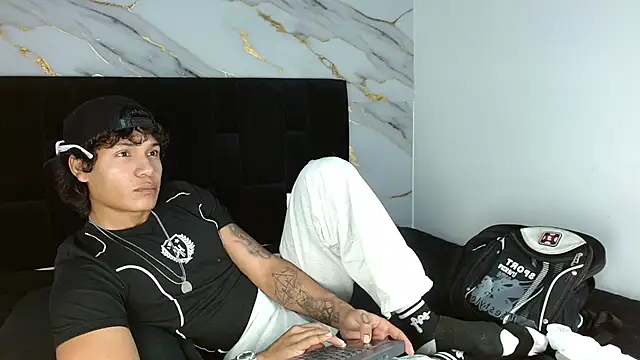 MaximilianRoth's Webcam Show